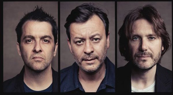 Manic Street Preachers Escape From History