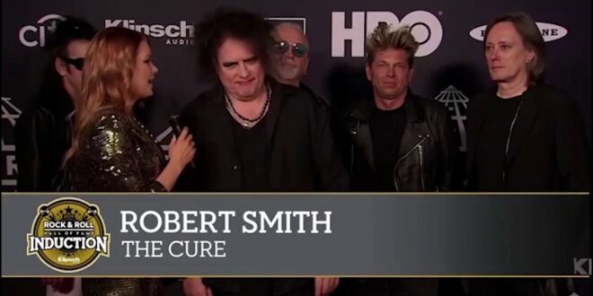 Robert Smith Rock and Roll Hall of Fame 2019